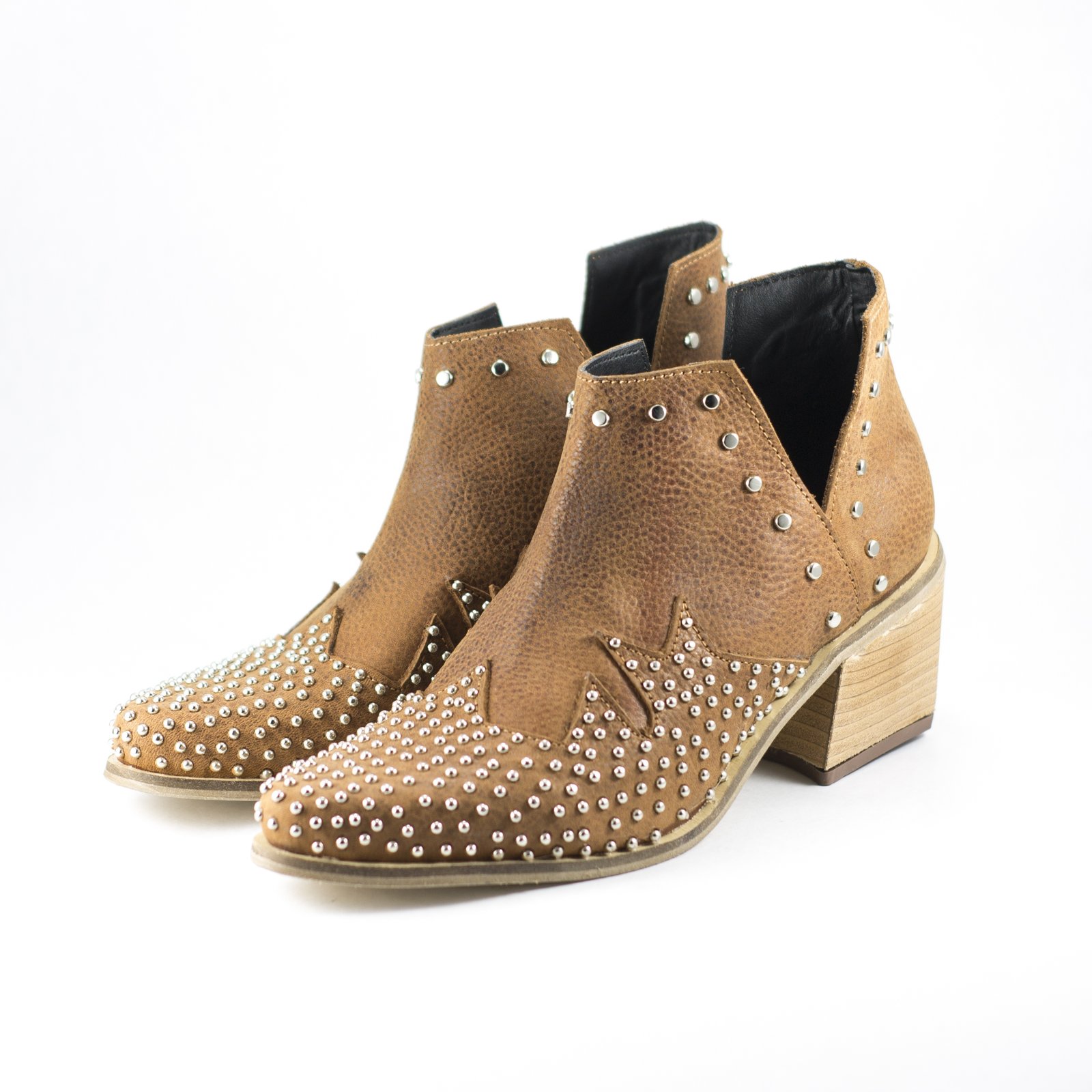 Free html5 bootstrap 4 template