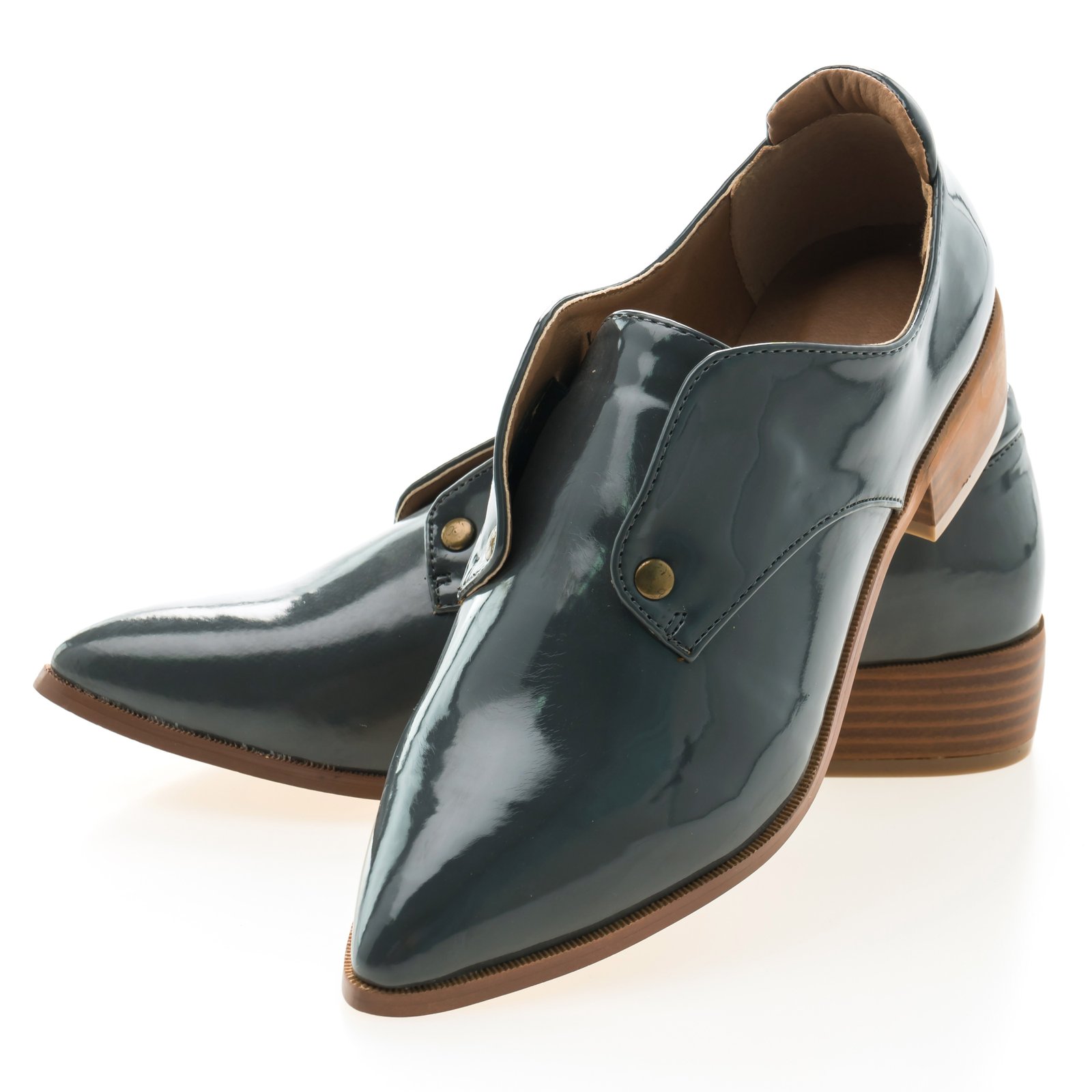 Free html5 bootstrap 4 template